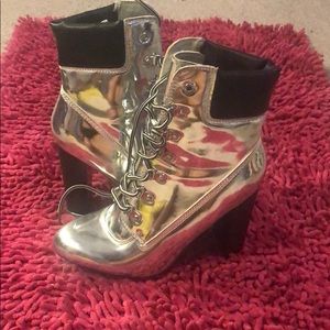 Silver Boot 7.5